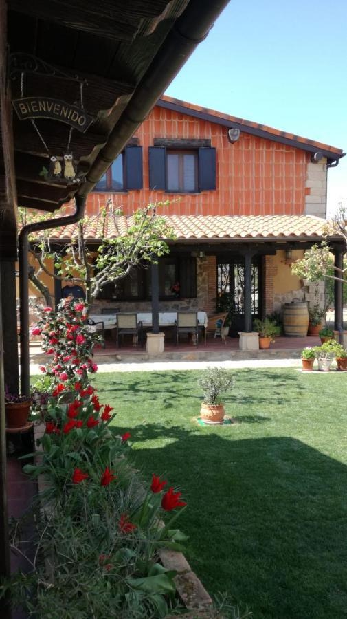 Apartamentos Rurales Fuente Chiquita Hervás Екстериор снимка