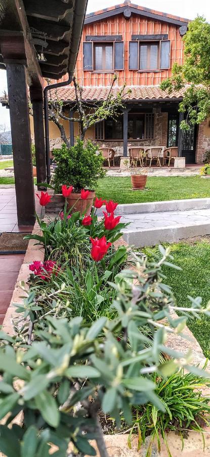 Apartamentos Rurales Fuente Chiquita Hervás Екстериор снимка