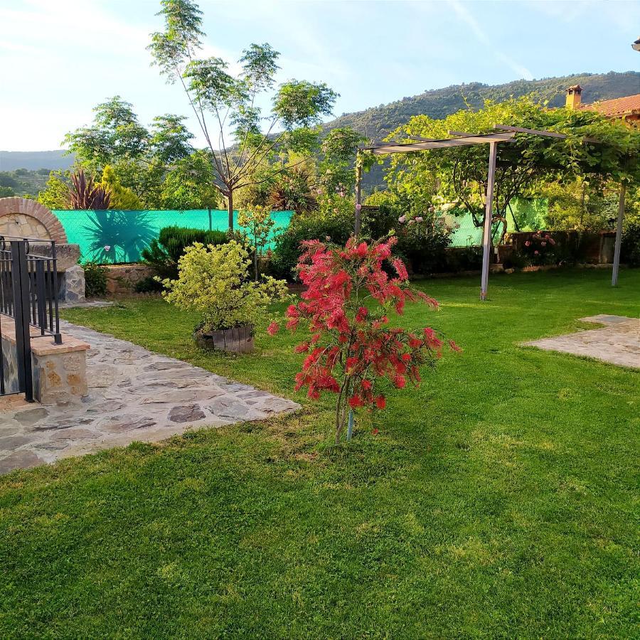 Apartamentos Rurales Fuente Chiquita Hervás Екстериор снимка