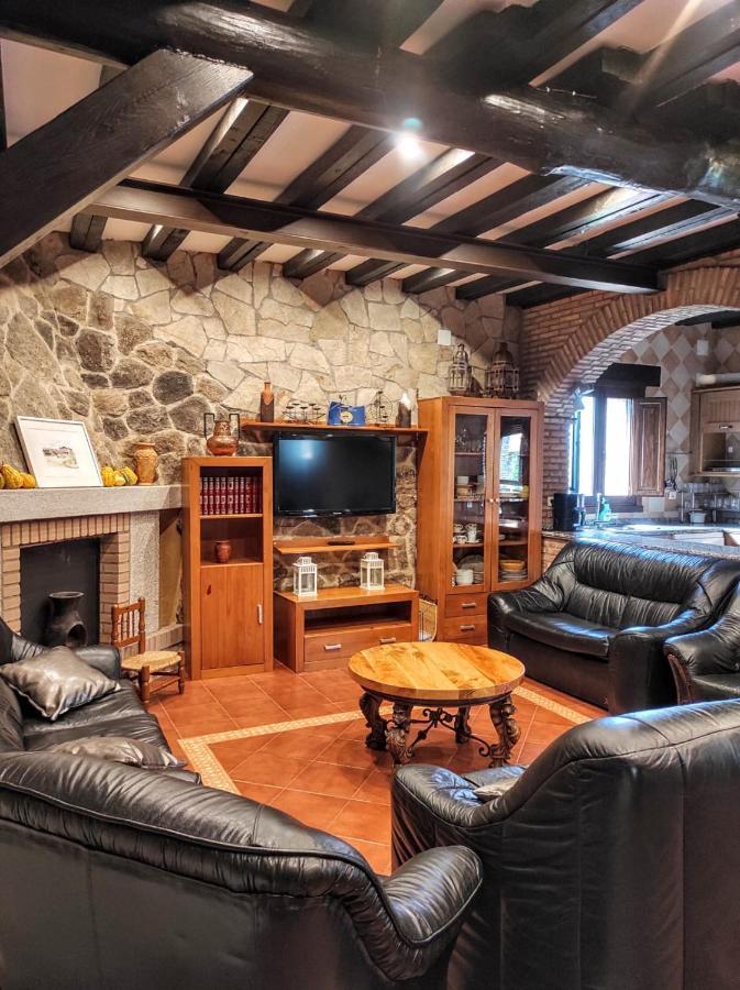 Apartamentos Rurales Fuente Chiquita Hervás Екстериор снимка